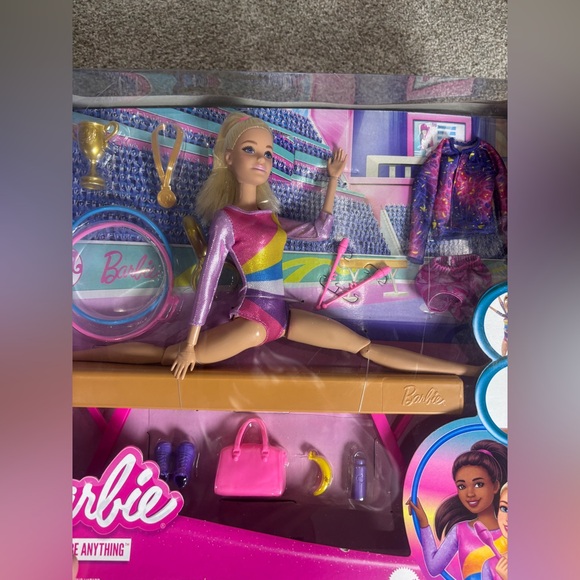 Barbie Gymnastics Playset with Blonde Fashion Doll Balance Beam Toy New with Box - Picture 4 of 6